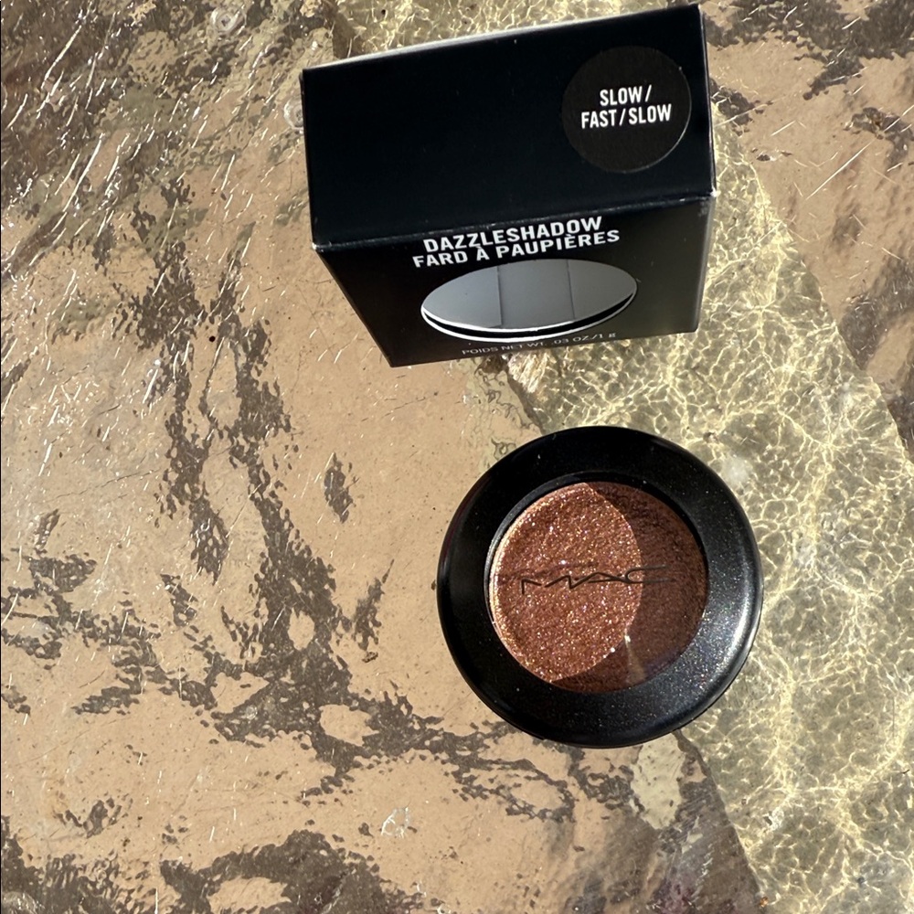 MAC Cosmetics Dazzleshadow in Slow/Fast/Slow - Shimmering Brown